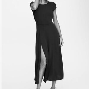 Aritzia Babaton Hamptons dress (without tags)